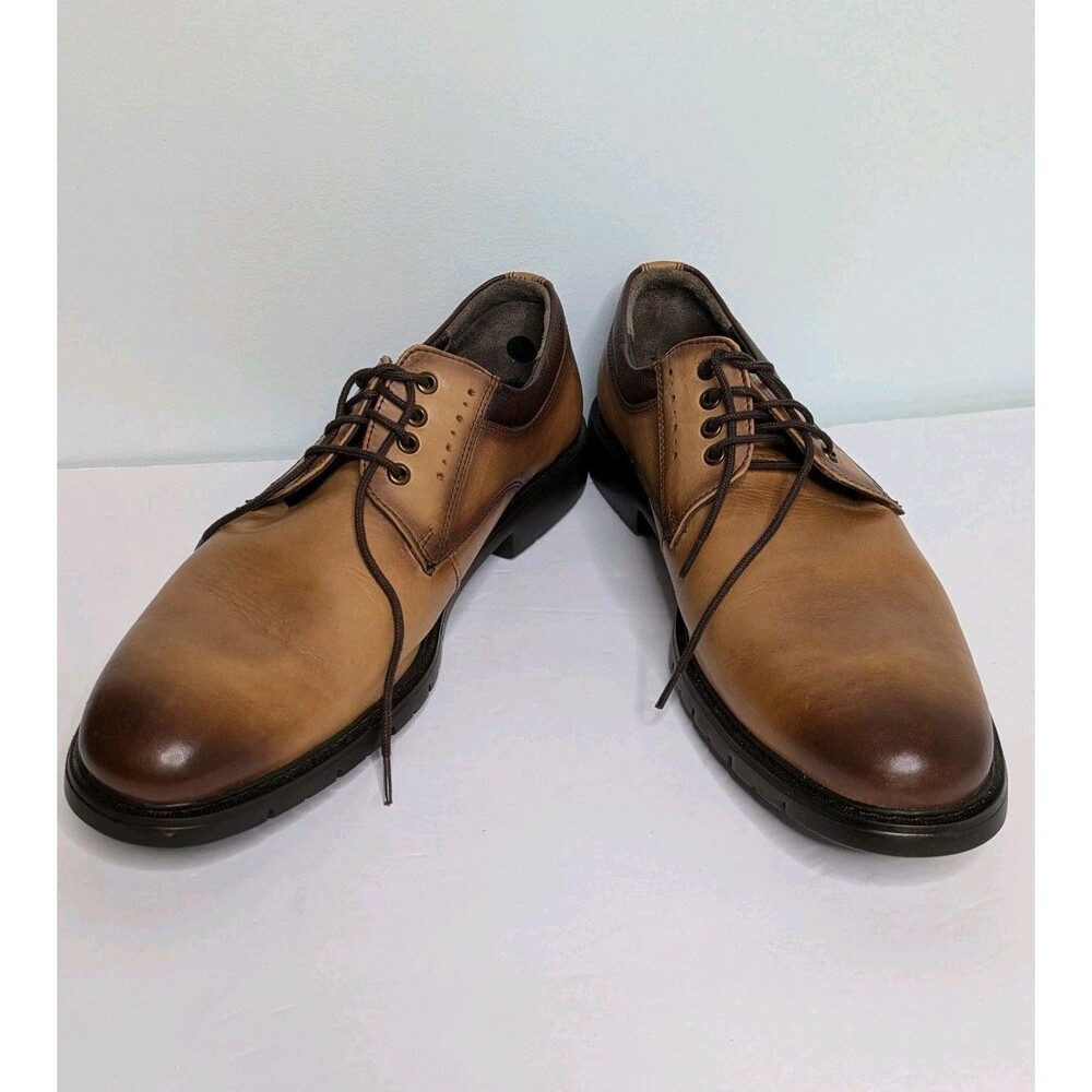 Woods Men's Size 44 - XL Ultra Lightweight Burnished Tan Leather Derby Shoes